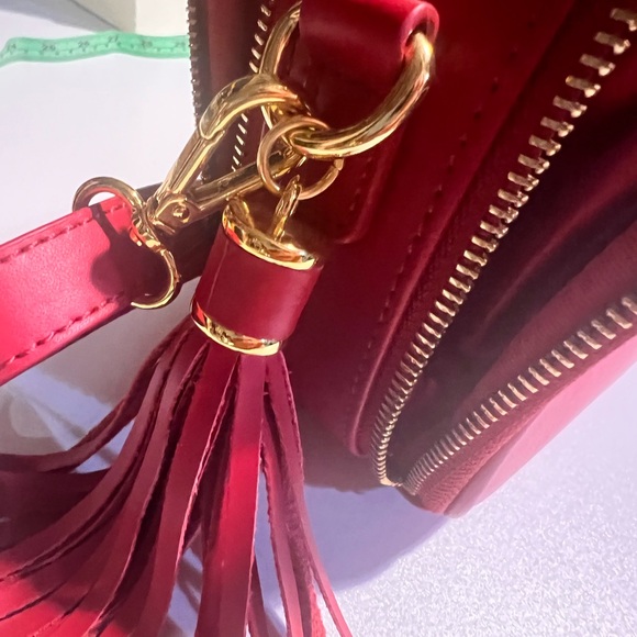 Joy and Iman Red Crossbody Purse NEW Without Tags - Picture 8 of 14